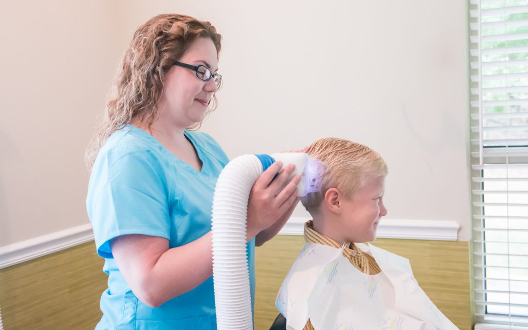 FloSonix heated air medical device for lice treatment